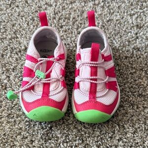 Keen Kids Sneakers in Pink and Green